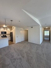 18543 Caminito Pasadero in San Diego, CA - Building Photo - Building Photo