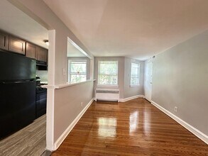 6776 Blakemore St in Philadelphia, PA - Foto de edificio - Building Photo