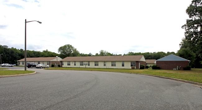 Berkley South in Newport News, VA - Building Photo - Building Photo