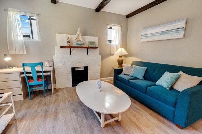 property at 1400 N Humboldt St