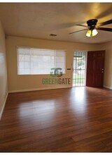 913 Hawthorne Ave in Modesto, CA - Building Photo - Building Photo