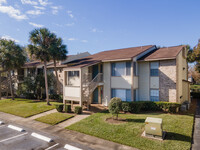 Willow Pond 55+ Active Living Community photo'