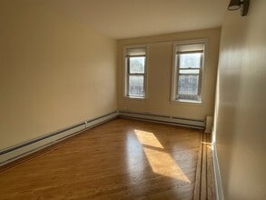 682 E 42nd St, Unit 2 in Brooklyn, NY - Building Photo - Building Photo