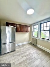8 Ewington Ave in Ewing Township, NJ - Building Photo - Building Photo