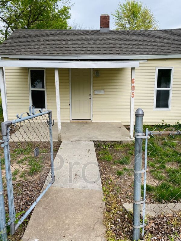 property at 605 N Hall St