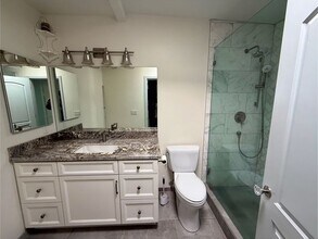 1320 N Ventura Ave in Ventura, CA - Building Photo - Building Photo