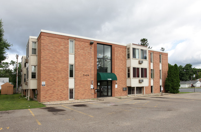 JAMAR WEST in Richfield, MN - Foto de edificio - Building Photo