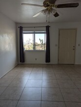 54657 29 Palms Hwy, Unit # C in Yucca Valley, CA - Foto de edificio - Building Photo