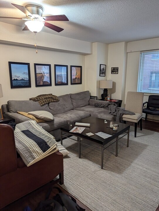 130 Bowdoin St in Boston, MA - Building Photo