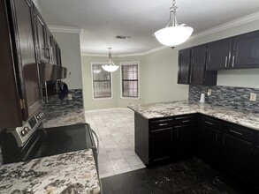 8608 St John Loop in Laredo, TX - Building Photo - Building Photo