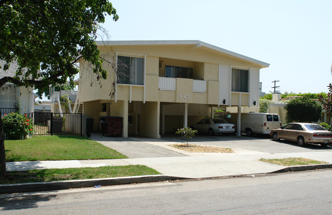 542 Palm Dr in Glendale, CA - Building Photo