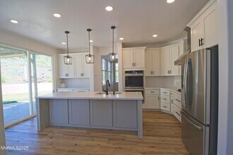 3075 Roxbury Dr in Reno, NV - Building Photo - Building Photo