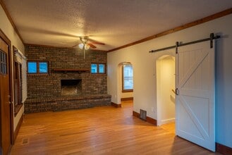 3433 E Murdock St in Wichita, KS - Building Photo - Building Photo