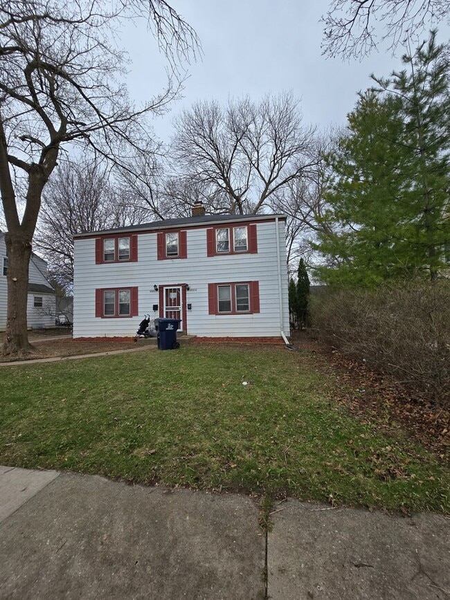 property at 5321 N 53rd St
