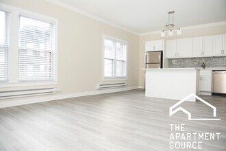 732 W Roscoe St, Unit 3 in Chicago, IL - Building Photo - Building Photo