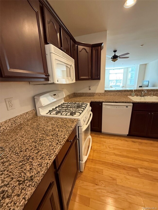 3203 Leeward Dr in Haverstraw, NY - Building Photo - Building Photo