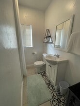 619 Selkirk St in West Palm Beach, FL - Building Photo - Building Photo