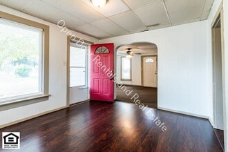 360 W 9th St in Auburn, IN - Building Photo - Building Photo