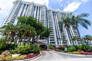 4000 Towerside Terrace, Unit 2107 in Miami, FL - Building Photo