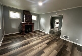 229 E Fairview Ave in South Bend, IN - Building Photo - Building Photo