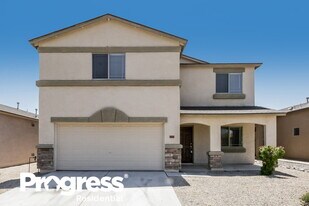 1935 E Renegade Trail in San Tan Valley, AZ - Building Photo