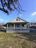 1636 Otts Chapel Rd in Newark, DE - Building Photo