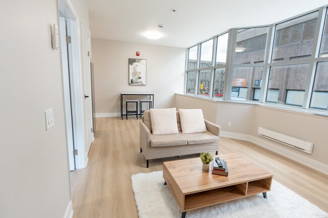 376 Lofts in London, ON - Building Photo - Building Photo