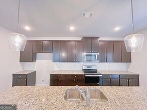2574 Mls Cmn Dr in Decatur, GA - Building Photo - Building Photo