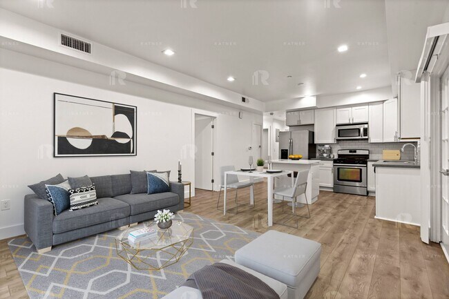property at 1209 Beachwood Dr