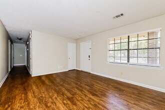 107 Fairview Pl in Stockbridge, GA - Building Photo - Building Photo