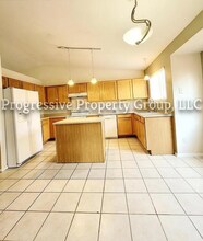 5259 Pine Haven Dr in Colorado Springs, CO - Foto de edificio - Building Photo