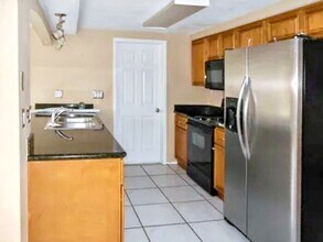 5912 Della Dr in Holiday, FL - Building Photo - Building Photo