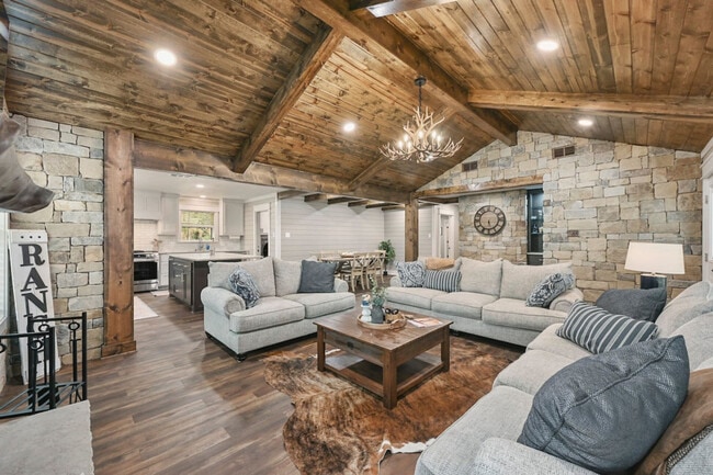 5472 Andert Rd in Bryan, TX - Building Photo - Building Photo