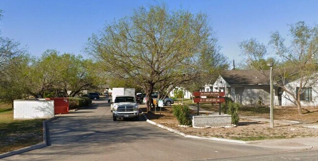 6547 FM 1430 in Rio Grande City, TX - Building Photo - Building Photo