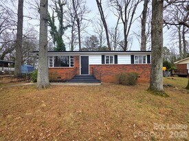 1407 Sherwood Dr in Kannapolis, NC - Building Photo