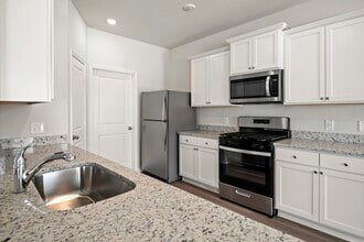 15695 Honey Cv Dr in Conroe, TX - Building Photo - Building Photo