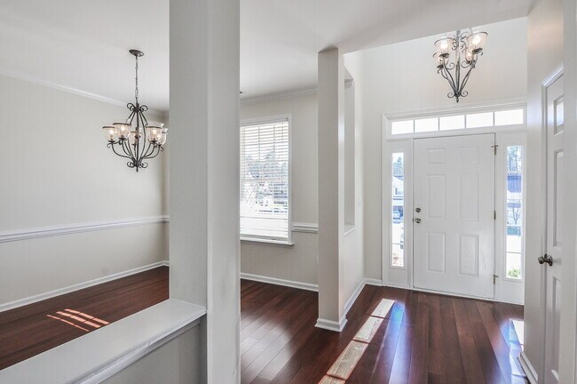 512 Texanna Way in Holly Springs, NC - Building Photo - Building Photo