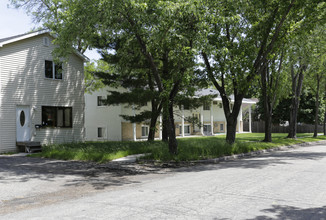 649 Madison St in Anoka, MN - Building Photo - Building Photo