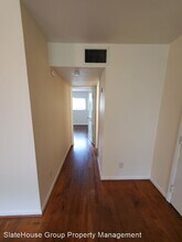 1063 W 48th St in Norfolk, VA - Foto de edificio - Building Photo