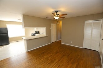 11412 Ashwood Dr in Little Rock, AR - Building Photo - Building Photo