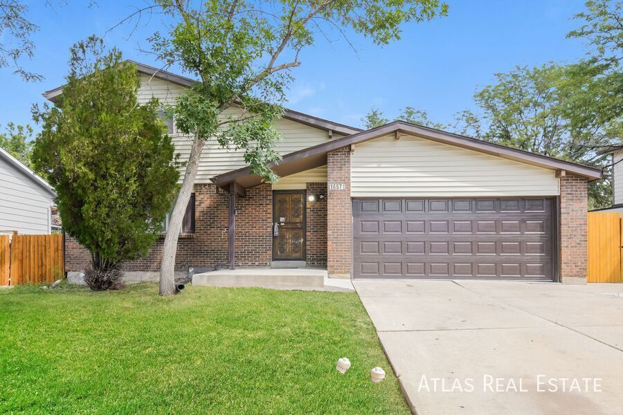 16571 E Asbury Pl in Aurora, CO - Building Photo