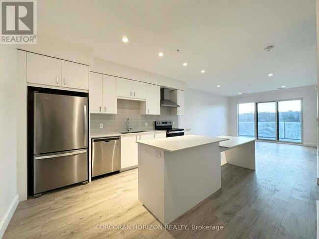 property at 15 Glebe St