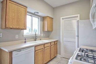 14056 Danbury Dr in Plainfield, IL - Building Photo - Building Photo