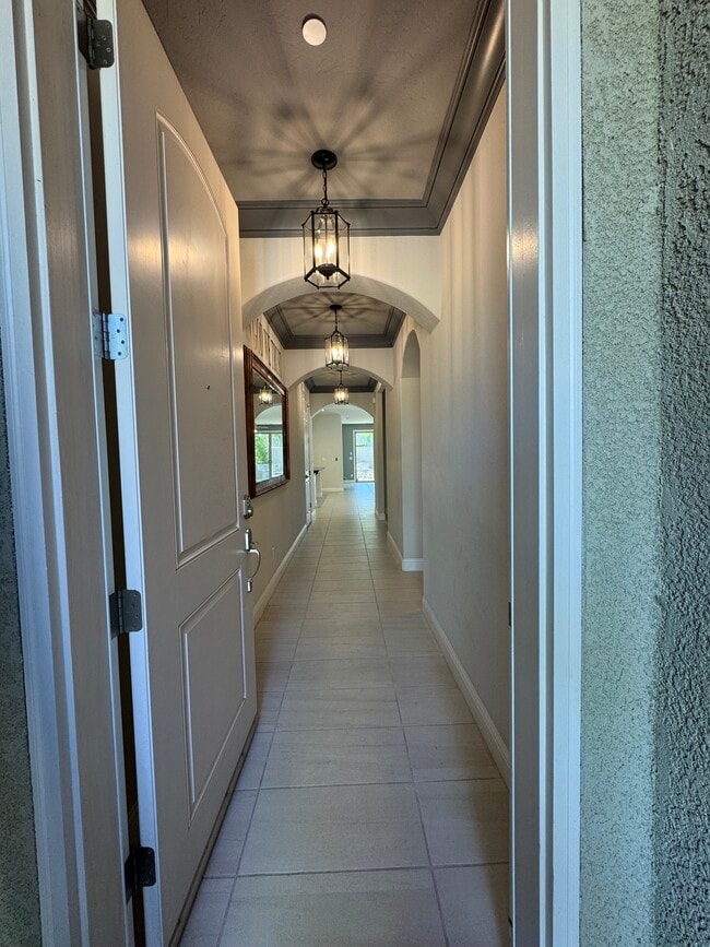 1865 E Bella Rosa Ave in Fresno, CA - Building Photo - Building Photo