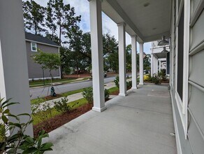 2925 Wilson Creek Ln in Johns Island, SC - Building Photo - Building Photo