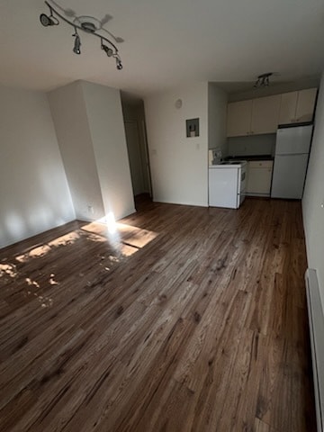 property at 423 Superior St