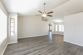 6004 W Kings Ave in Glendale, AZ - Building Photo - Building Photo