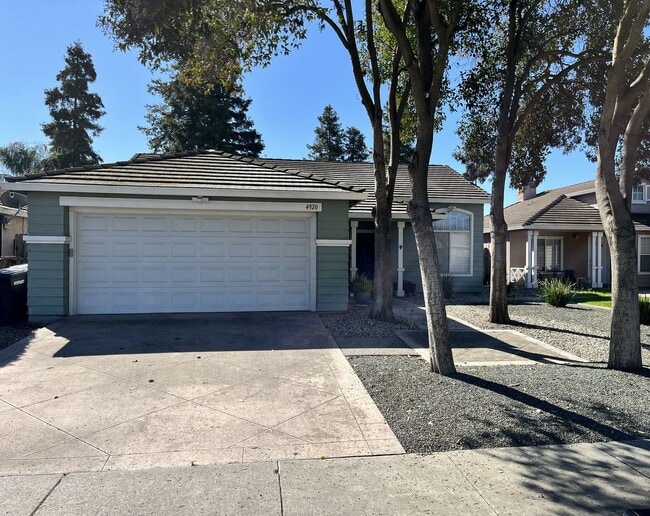 property at 4920 Apple Farm Ln
