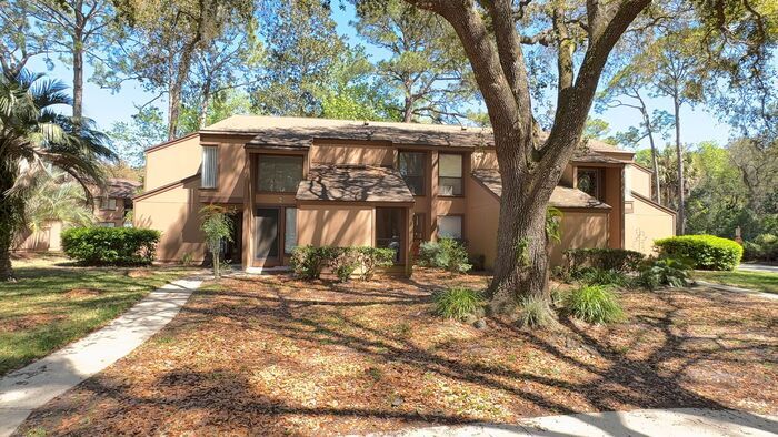 2 Pinehurst Pl in Palm Coast, FL - Building Photo