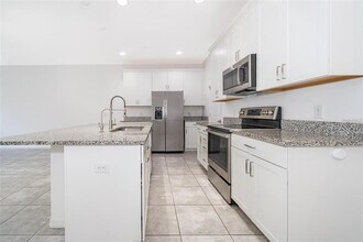 11139 Hanlon Ter Aly in Winter Garden, FL - Building Photo - Building Photo
